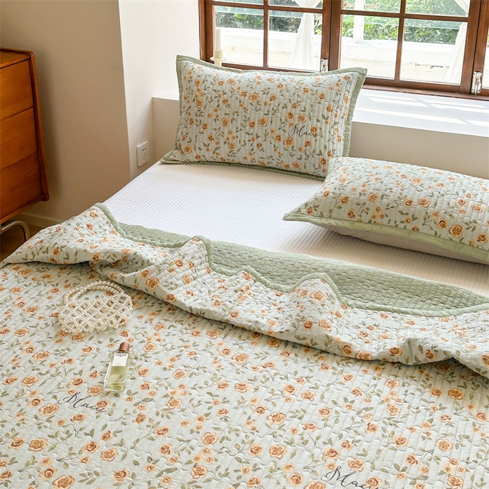 91家纺网 家纺一手货源 找家纺 美优兰 2023新款双面全棉水洗床盖 花屿