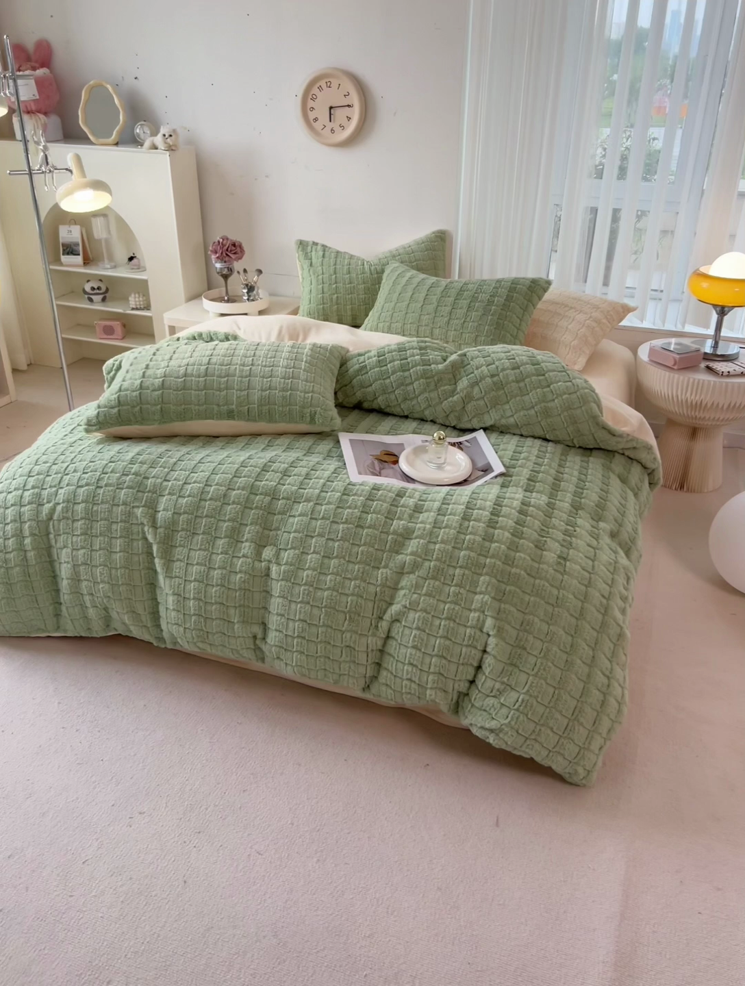 91家纺网 家纺一手货源 找家纺 丝幔 2025新款活性AB面牛奶绒小獭兔绒四件套 小獭兔绿