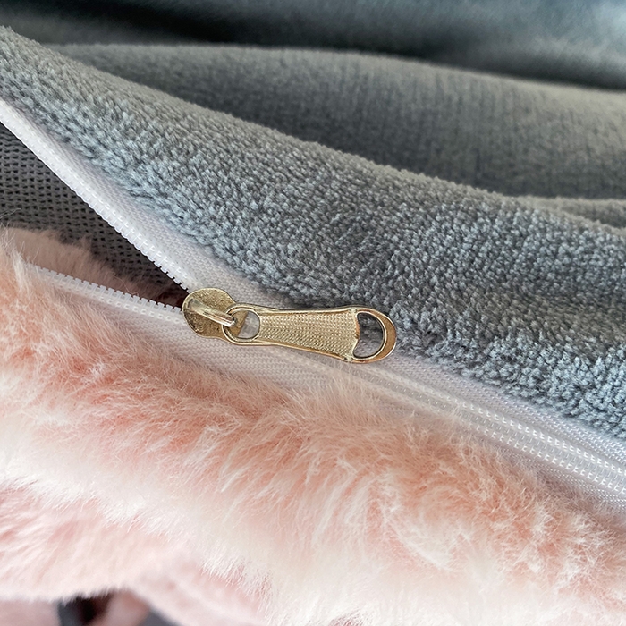 91家纺网 家纺一手货源 找家纺 2025新款小米兔泡泡兔绒保暖四件套 米兔豆沙