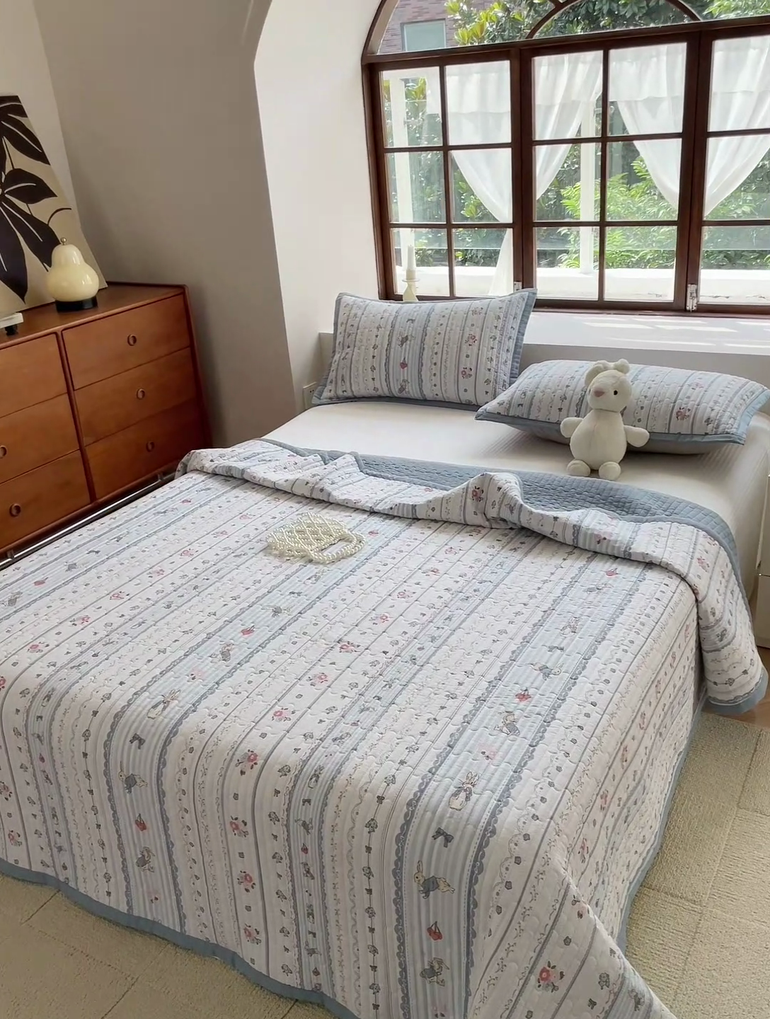 91家纺网 家纺一手货源 找家纺 美优兰 2023新款双面全棉水洗床盖 彼得堡