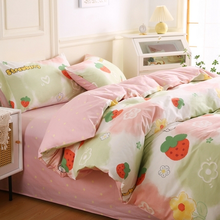 91家纺网 家纺一手货源 找家纺 权瑾家纺 全棉13372印花四件套小清新少女风直播爆款 绚丽草莓