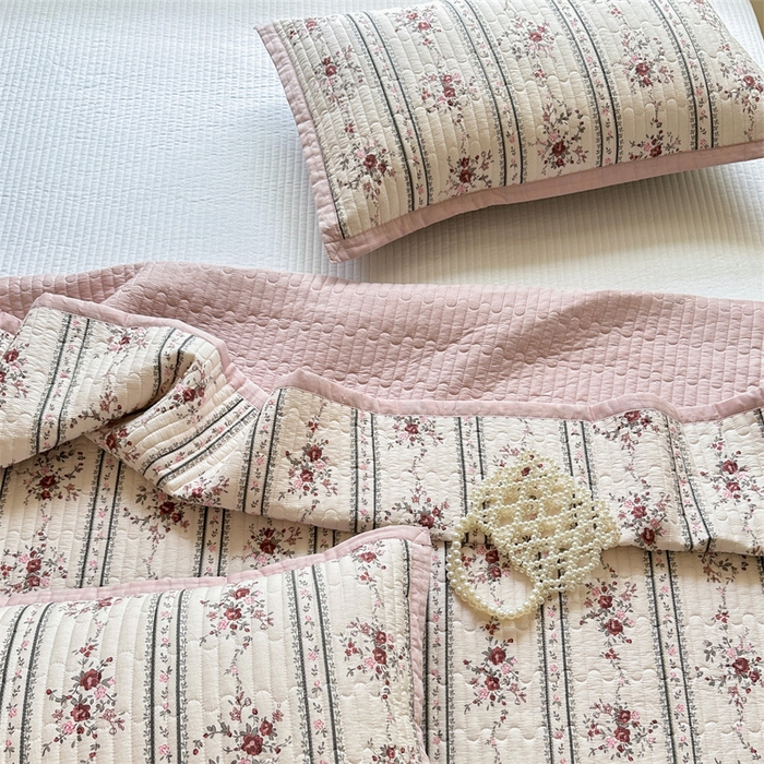 91家纺网 家纺一手货源 找家纺 美优兰 2023新款双面全棉水洗床盖 悦薇