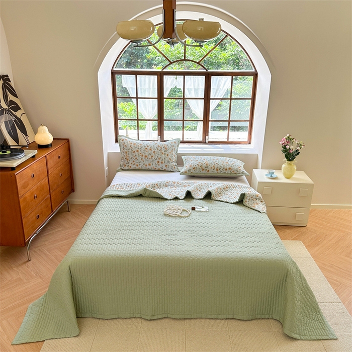 91家纺网 家纺一手货源 找家纺 美优兰 2023新款双面全棉水洗床盖 花屿