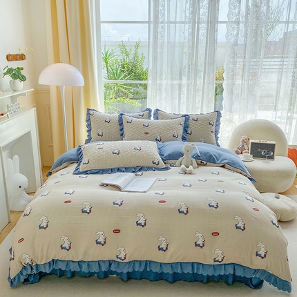 91家纺网 家纺一手货源 找家纺 （总）艺慕 2025款双层蕾丝大花边床盖