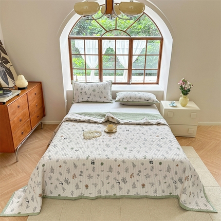 91家纺网 家纺一手货源 找家纺 美优兰 2023新款双面全棉水洗床盖 熊猫日记