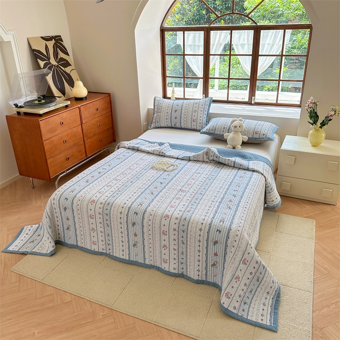 91家纺网 家纺一手货源 找家纺 美优兰 2023新款双面全棉水洗床盖 彼得堡