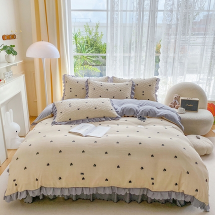 91家纺网 家纺一手货源 找家纺 （总）艺慕 2025款双层蕾丝大花边床盖