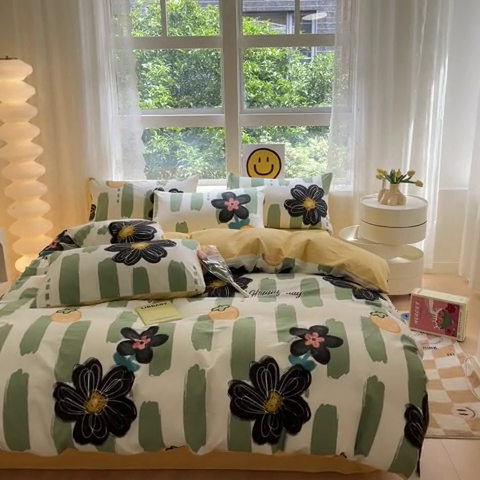 91家纺网 家纺一手货源 找家纺 集布 2023新款12868全棉喷气印花四件套 幸运花