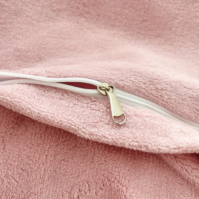 91家纺网 家纺一手货源 找家纺 金爱家 2023新款半消光牛奶绒立体雕花牛奶绒四件套 迷你兔-少女粉