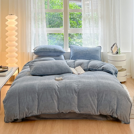 金爱家 2023新款半消光牛奶绒立体雕花牛奶绒四件套 迷你兔-玛丽蓝