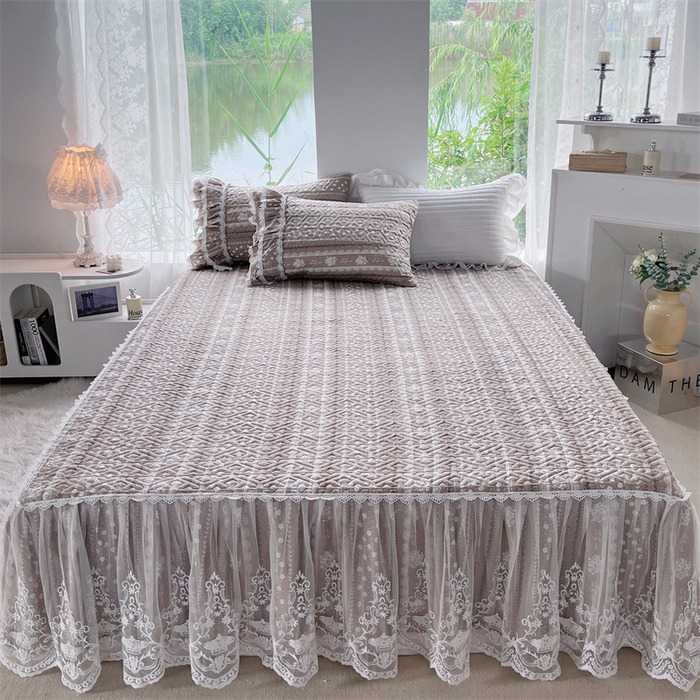 91家纺网 家纺一手货源 找家纺 胜权家纺 2024新款13372全棉夹棉宫廷风皇冠蕾丝床裙 温莎