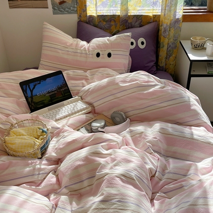 91家纺网 家纺一手货源 找家纺 蜜宿 2025秋冬新款大眼睛条纹全棉色织水洗棉四件套 大眼睛条纹粉