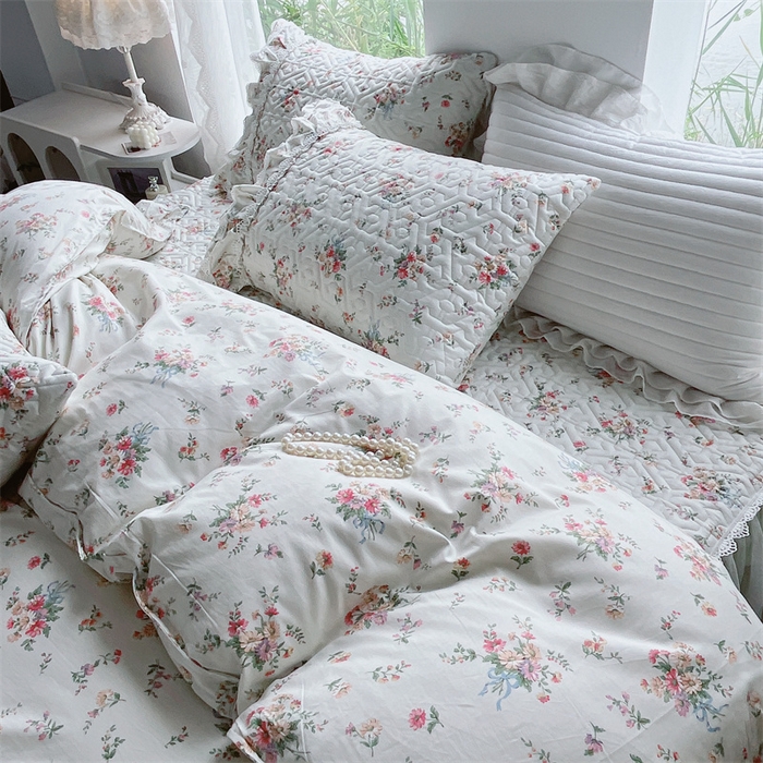 91家纺网 家纺一手货源 找家纺 胜权家纺 2024新款13372全棉夹棉宫廷风皇冠蕾丝床裙 花雨