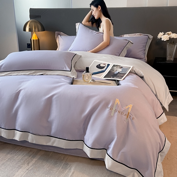 91家纺网 家纺一手货源 找家纺 遇见家居生活馆 2023新款亲肤棉磨毛刺绣四件套 玛利亚-罗兰紫