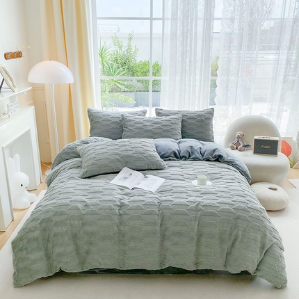 91家纺网 家纺一手货源 找家纺 （总）绒世界 2024新款兔兔绒牛奶绒四件套