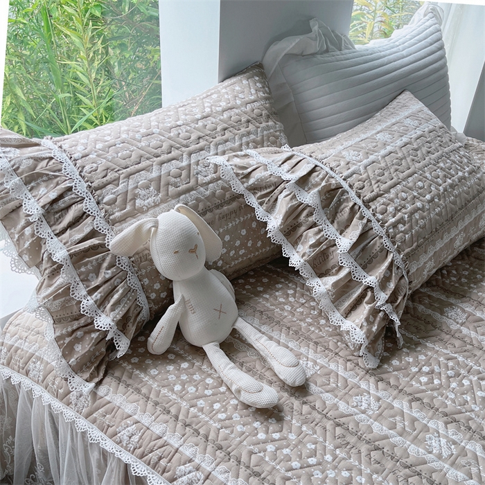 91家纺网 家纺一手货源 找家纺 胜权家纺 2024新款13372全棉夹棉宫廷风皇冠蕾丝床裙 温莎