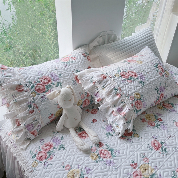 91家纺网 家纺一手货源 找家纺 胜权家纺 2024新款13372全棉夹棉宫廷风皇冠蕾丝床裙 琳娜