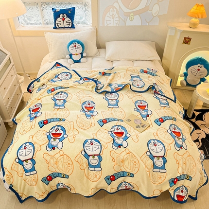 91家纺网 家纺一手货源 找家纺 （总）桃子 2023新款330g双面印花A类叮当猫宝宝绒牛奶绒多功能四季毯子