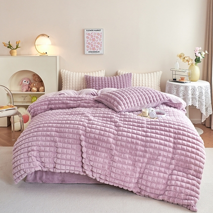 91家纺网 家纺一手货源 找家纺 （总）蝶帕 秋冬新款兔毛绒兔兔绒剪格四件套