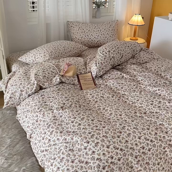 91家纺网 家纺一手货源 找家纺 绫韵 2023新款ins小清新碎花全棉13772精梳纯棉套件 如茵