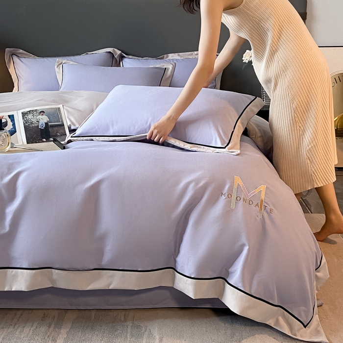 91家纺网 家纺一手货源 找家纺 遇见家居生活馆 2023新款亲肤棉磨毛刺绣四件套 玛利亚-罗兰紫