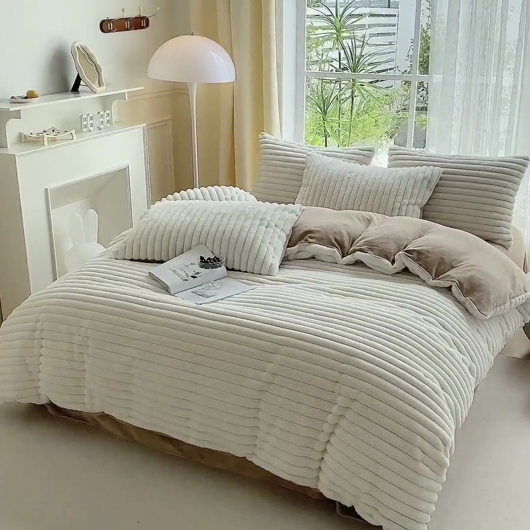 91家纺网 家纺一手货源 找家纺 （总）绒世界 2024新款兔兔绒牛奶绒四件套