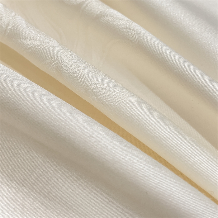 91家纺网 家纺一手货源 找家纺 慕色 2023新款A类100s长绒棉提花卡尔系列四件套 卡尔-奶昔白