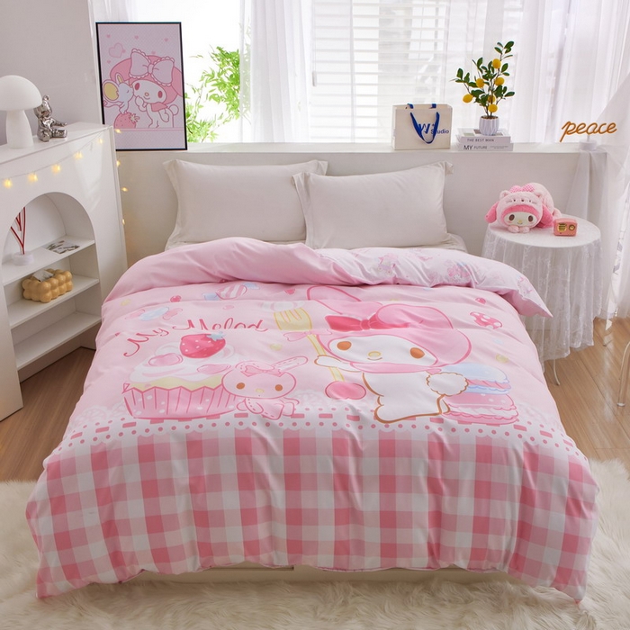 91家纺网 家纺一手货源 找家纺 蘭菲2023新款全棉印染三丽鸥全棉大版卡通四件套-被套 节日快乐