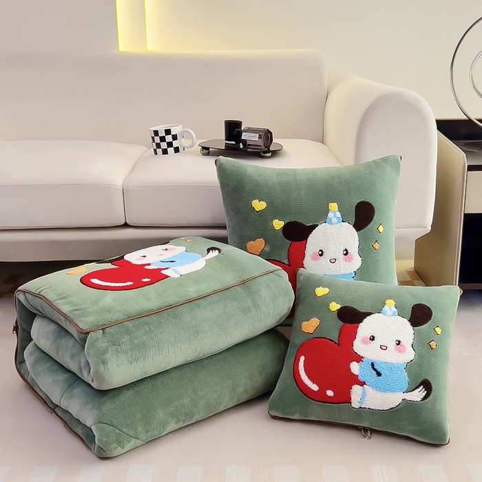 91家纺网 家纺一手货源 找家纺 阳光依佰 2023新款牛奶绒毛巾绣秋冬加厚抱枕被 墨绿