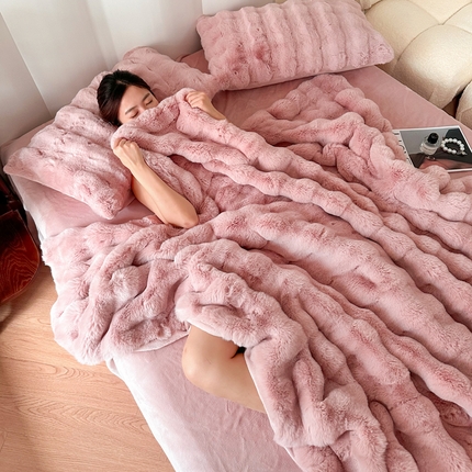 91家纺网 家纺一手货源 找家纺 （总）满座家居 2025新款托卡斯皮草毯托卡斯大兔毛绒毯