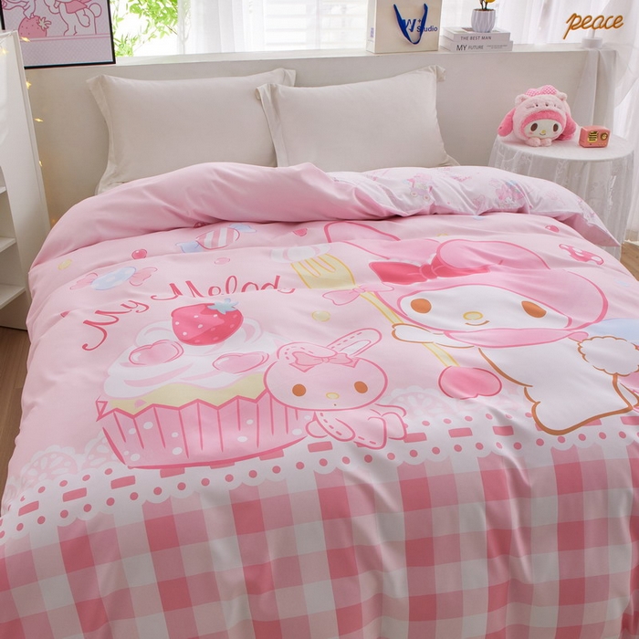 91家纺网 家纺一手货源 找家纺 蘭菲2023新款全棉印染三丽鸥全棉大版卡通四件套-被套 节日快乐