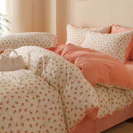 91家纺网 家纺一手货源 找家纺 总红粉佳人新款小清新卡通贝壳边三角针棉加绒单被套