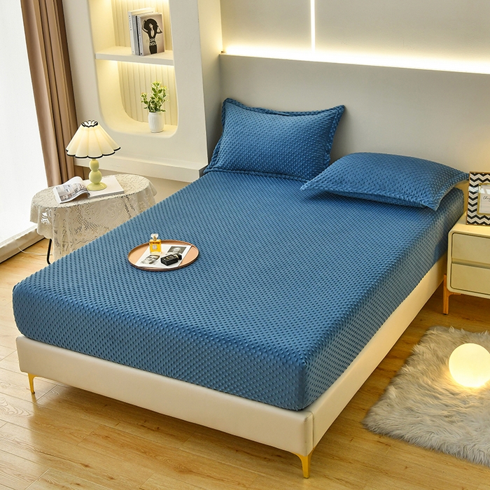 91家纺网 家纺一手货源 找家纺 家贝爱2023新款加厚宝宝绒暖豆豆床笠床罩 豆豆绒－宾利蓝