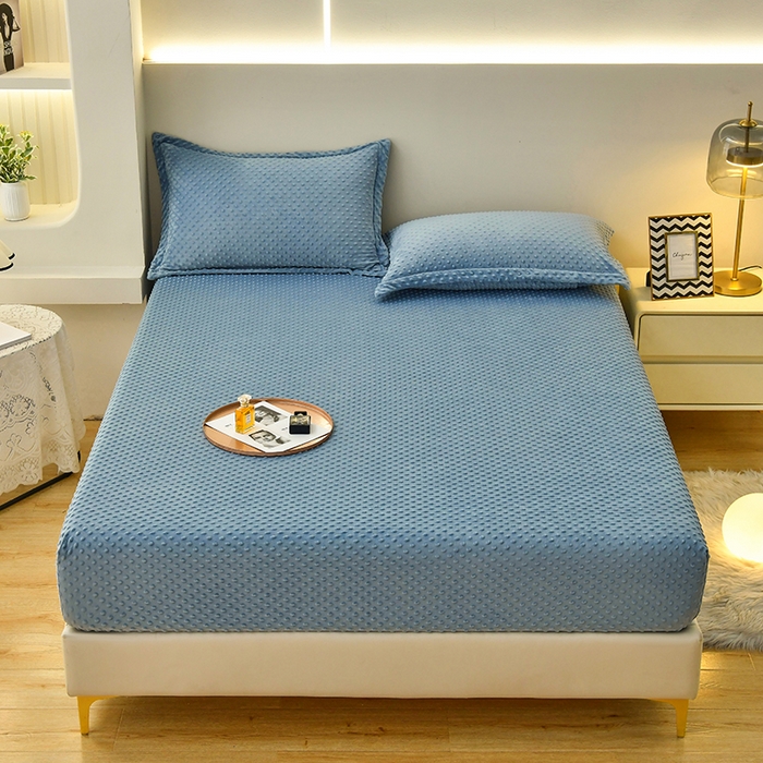 91家纺网 家纺一手货源 找家纺 家贝爱2023新款加厚宝宝绒暖豆豆床笠床罩 豆豆绒－雾霾蓝