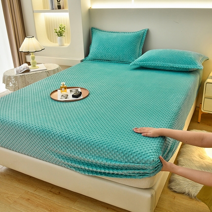 91家纺网 家纺一手货源 找家纺 家贝爱2023新款加厚宝宝绒暖豆豆床笠床罩 豆豆绒－水绿