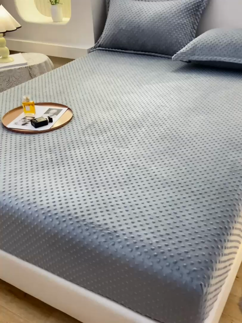 91家纺网 家纺一手货源 找家纺 家贝爱2023新款加厚宝宝绒暖豆豆床笠床罩 豆豆绒－深灰