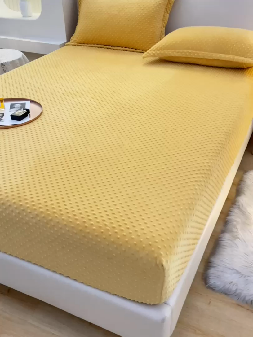 91家纺网 家纺一手货源 找家纺 家贝爱2023新款加厚宝宝绒暖豆豆床笠床罩 豆豆绒－金色