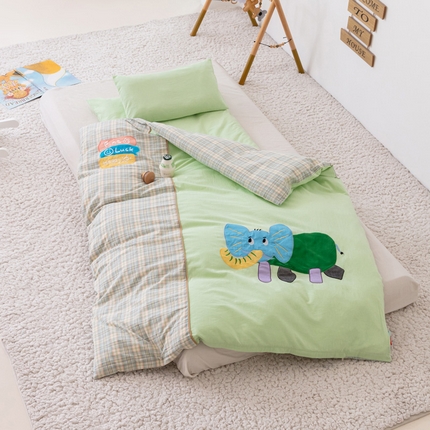 91家纺网 家纺一手货源 找家纺 喜多兔儿童家纺 2023新款小心动幼儿园三件套 绿色心动泡泡象