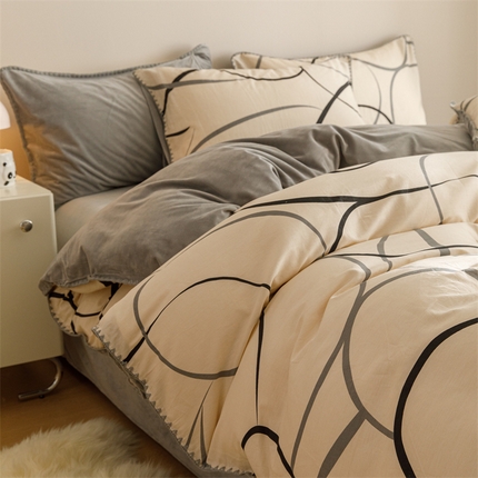 91家纺网 家纺一手货源 找家纺 总红粉佳人新款小清新卡通贝壳边三角针棉加绒单被套