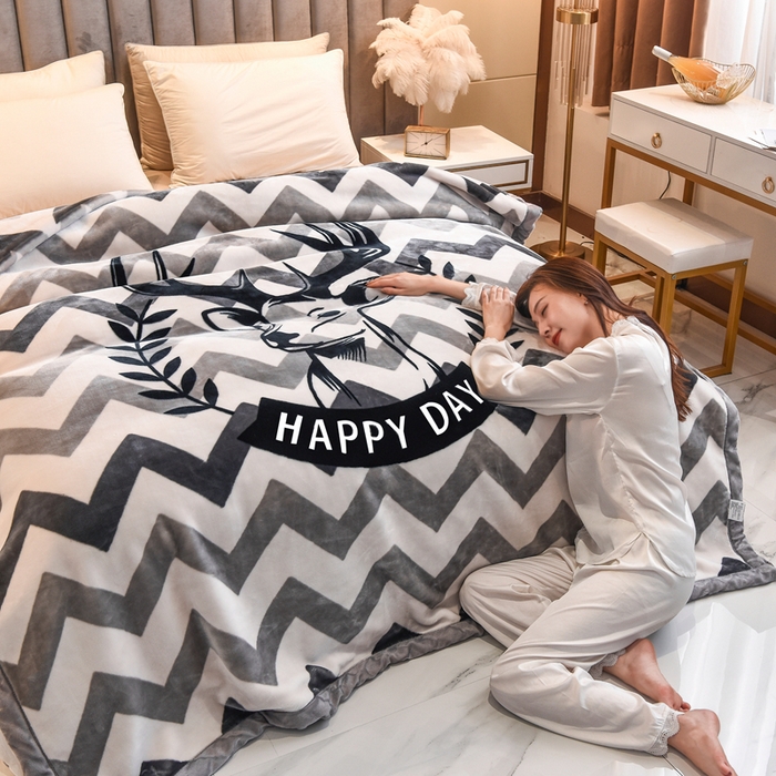 91家纺网 家纺一手货源 找家纺 新月家纺（锦威郎） 2023新款时尚系列毛毯 几何鹿