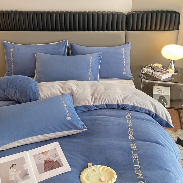 91家纺网 家纺一手货源 找家纺 澳梵 2023新款轻奢风牛奶绒刺绣四件套 宾利蓝