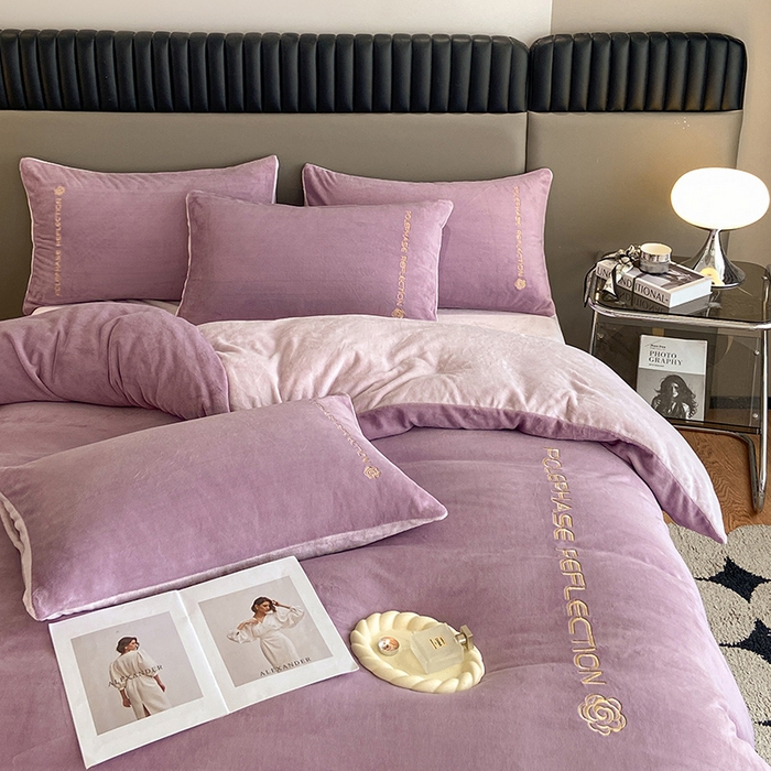 91家纺网 家纺一手货源 找家纺 澳梵 2023新款轻奢风牛奶绒刺绣四件套 浪漫紫