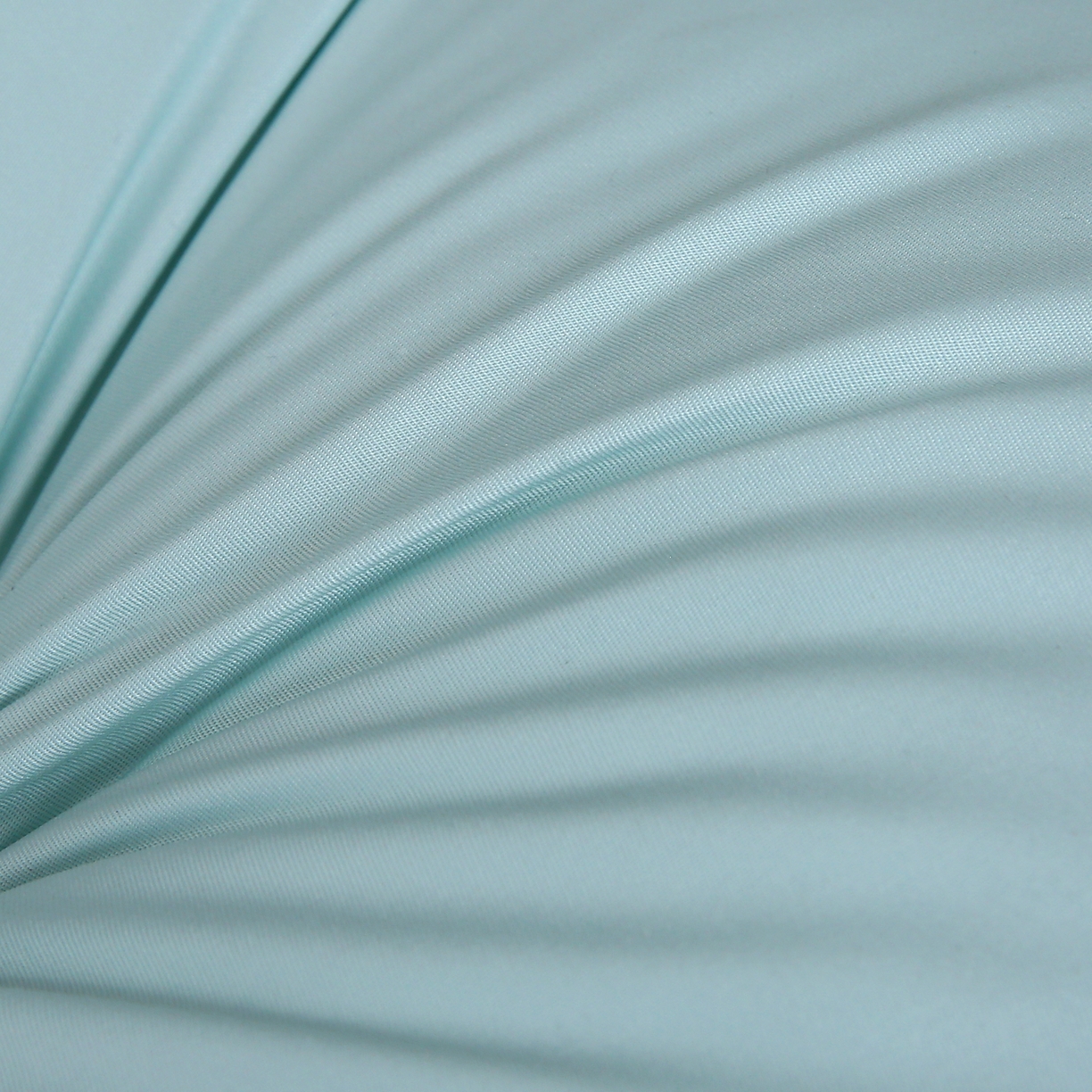 91家纺网 家纺一手货源 找家纺 天意美 2023新款舒适柔丝花边冰丝烫钻枕头枕芯 48x74cm天蓝色一只