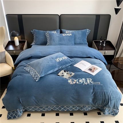 91家纺网 家纺一手货源 找家纺 首尔 2023新款加厚宝宝绒四件套   小迪-宾利蓝