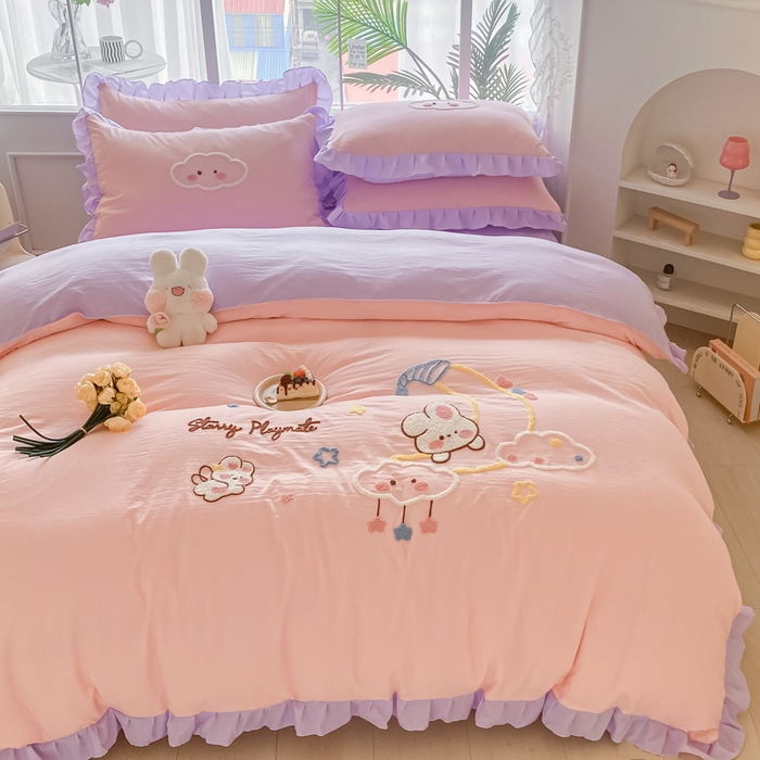 91家纺网 家纺一手货源 找家纺 易禾家纺 2024新款水洗棉毛巾绣晚安梦四件套专版花型 晚安梦-粉紫