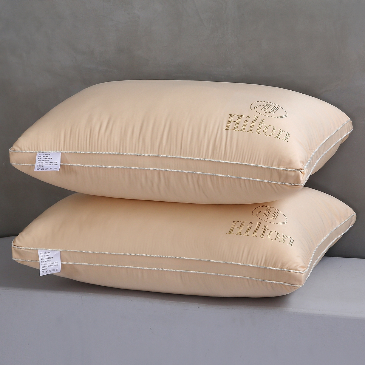 91家纺网 家纺一手货源 找家纺 天意美 2023新款舒适柔丝花边冰丝烫钻枕头枕芯 48x74cm香槟色一只