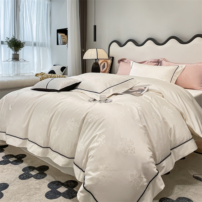 91家纺网 家纺一手货源 找家纺 慕色 2023新款A类100s长绒棉提花卡尔系列四件套 卡尔-奶昔白