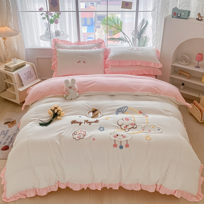 91家纺网 家纺一手货源 找家纺 （总）易禾家纺 2024新款水洗棉毛巾绣晚安梦四件套专版花型