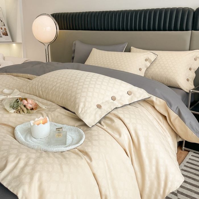 91家纺网 家纺一手货源 找家纺 慕色家纺 2023新款40全棉提花四叶草系列四件套 四叶草-米驼+中灰