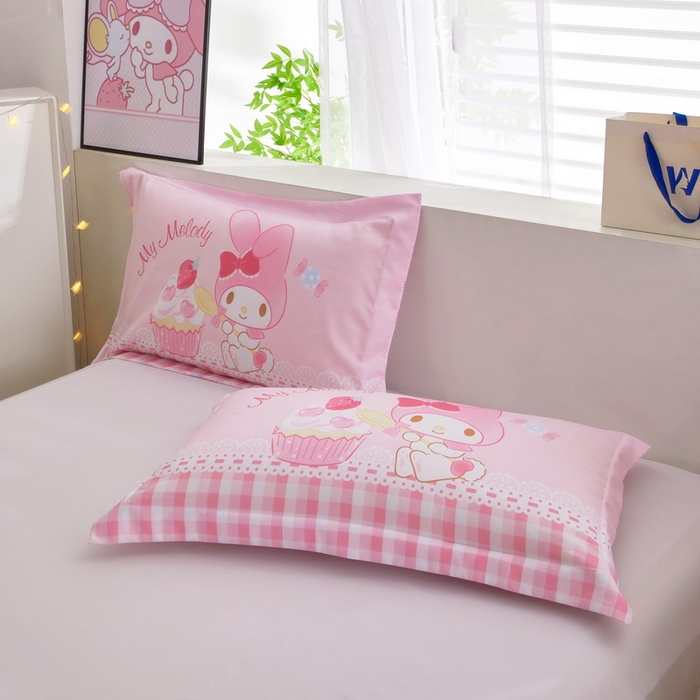 91家纺网 家纺一手货源 找家纺 蘭菲2023新款全棉印染三丽鸥全棉大版卡通四件套-枕套 节日快乐